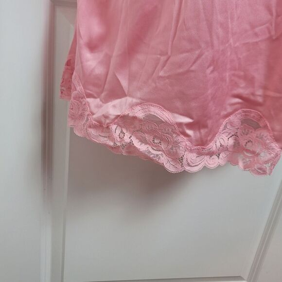 VANITY FAIR Vintage Slip Dress - Picture 2 of 7